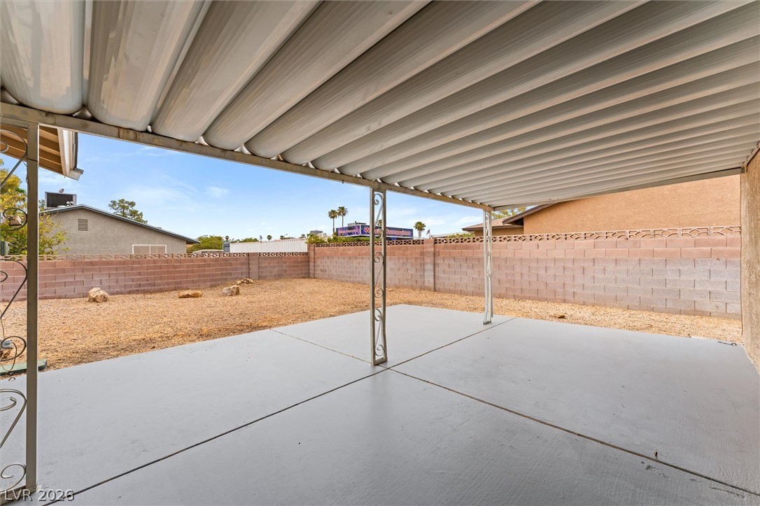 6364 Whippoorwill Way Las Vegas NV 89103