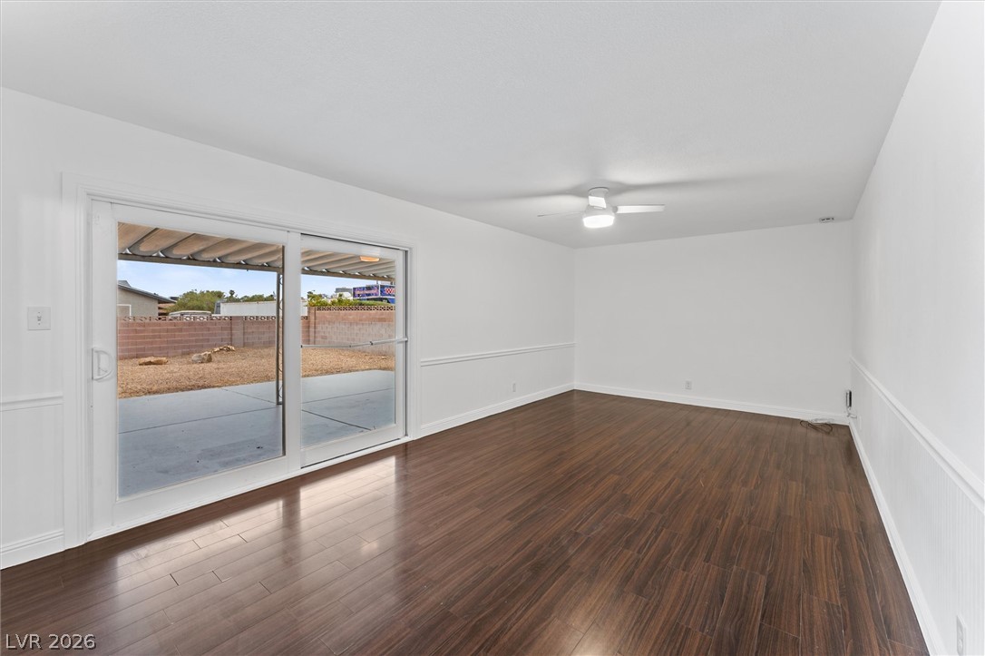 6364 Whippoorwill Way Las Vegas NV 89103