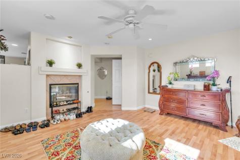 6681 Blue Sapphire Avenue Las Vegas NV 89110