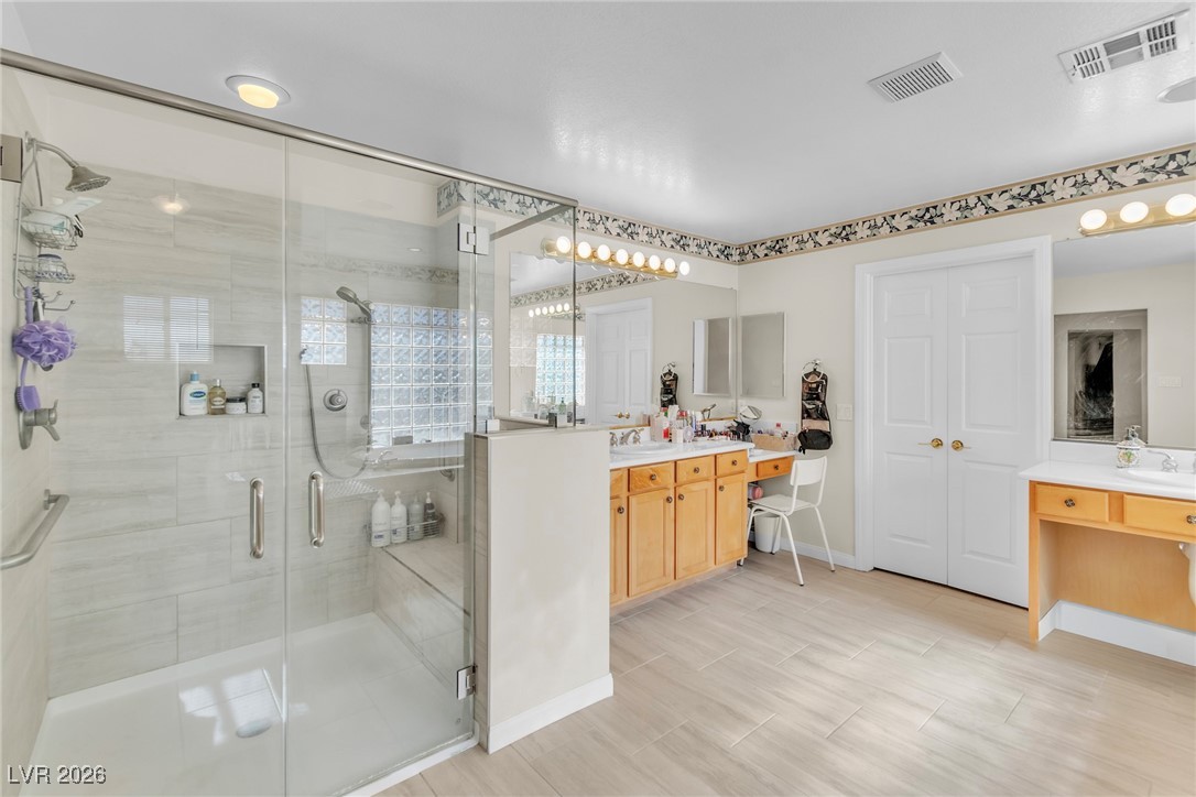 6681 Blue Sapphire Avenue Las Vegas NV 89110