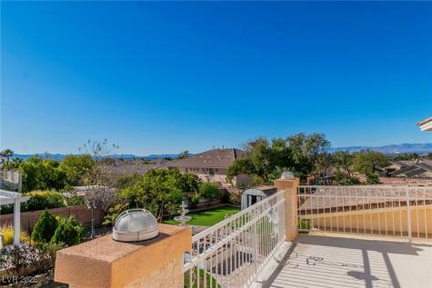 6681 Blue Sapphire Avenue Las Vegas NV 89110