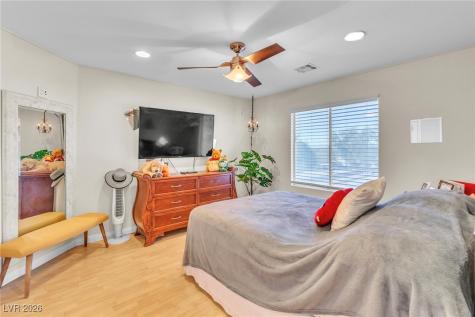 6681 Blue Sapphire Avenue Las Vegas NV 89110