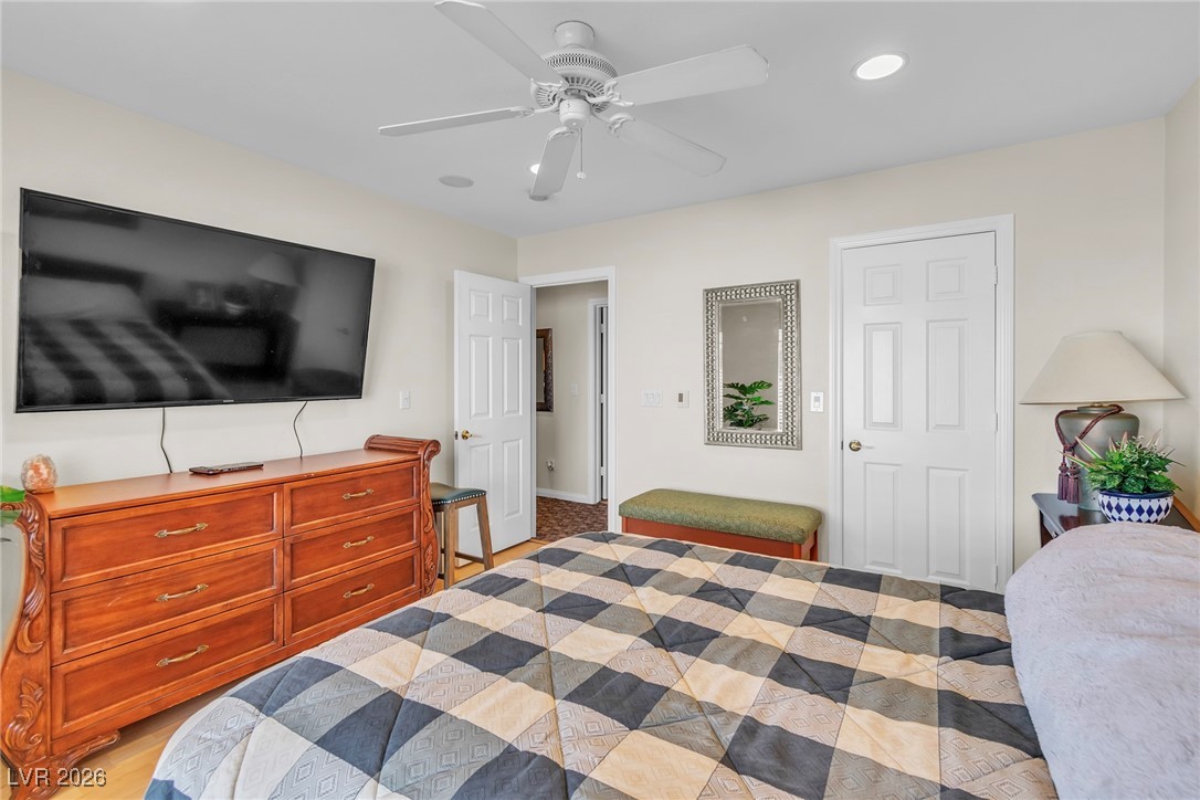 6681 Blue Sapphire Avenue Las Vegas NV 89110