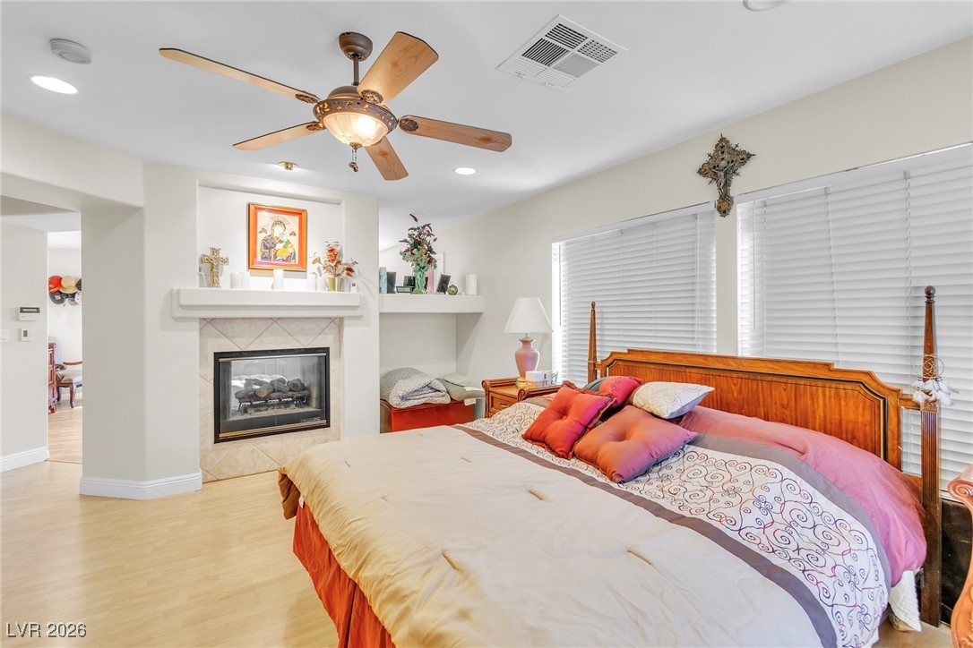 6681 Blue Sapphire Avenue Las Vegas NV 89110