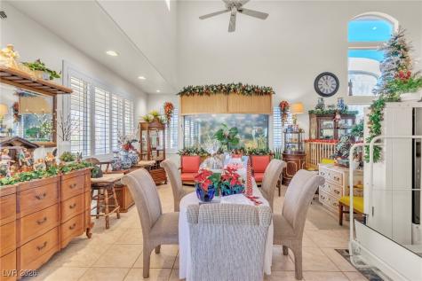 6681 Blue Sapphire Avenue Las Vegas NV 89110