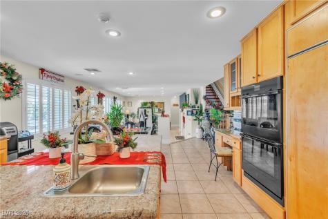 6681 Blue Sapphire Avenue Las Vegas NV 89110
