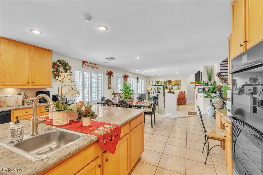6681 Blue Sapphire Avenue Las Vegas NV 89110