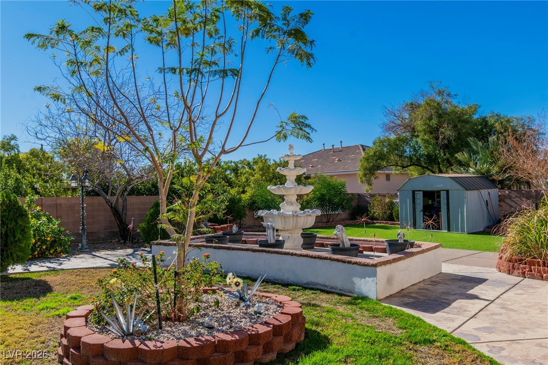 6681 Blue Sapphire Avenue Las Vegas NV 89110