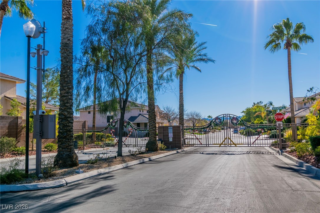 6681 Blue Sapphire Avenue Las Vegas NV 89110