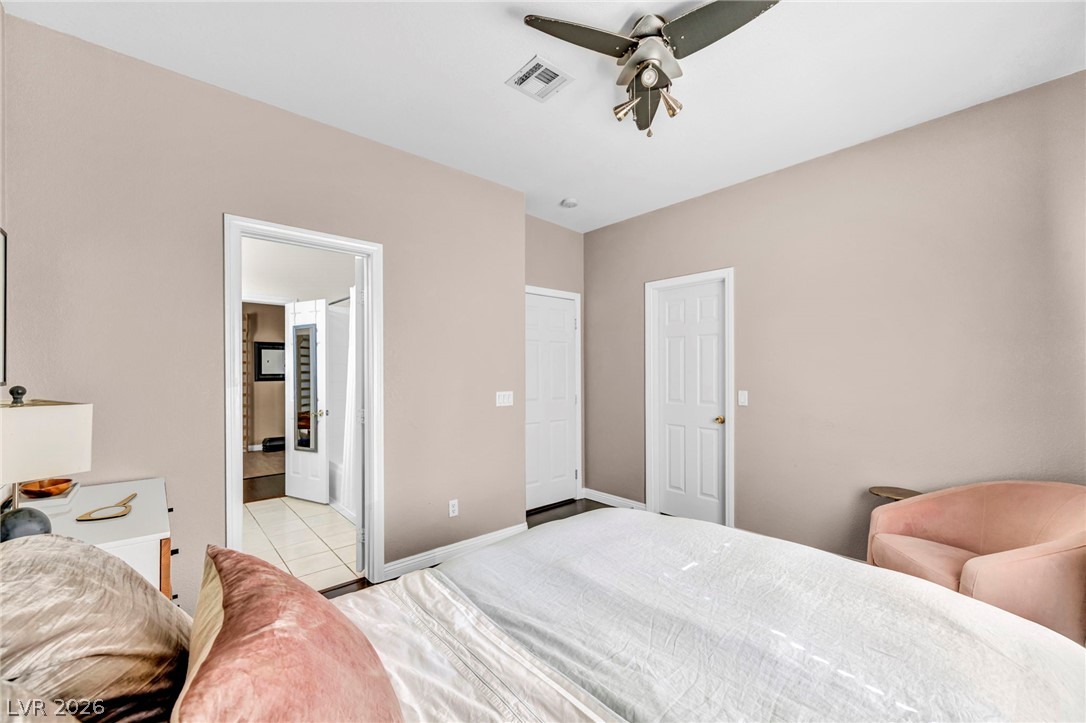 5569 Wild Olive Street Las Vegas NV 89118