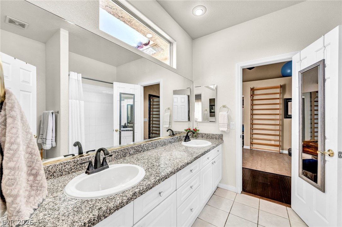 5569 Wild Olive Street Las Vegas NV 89118