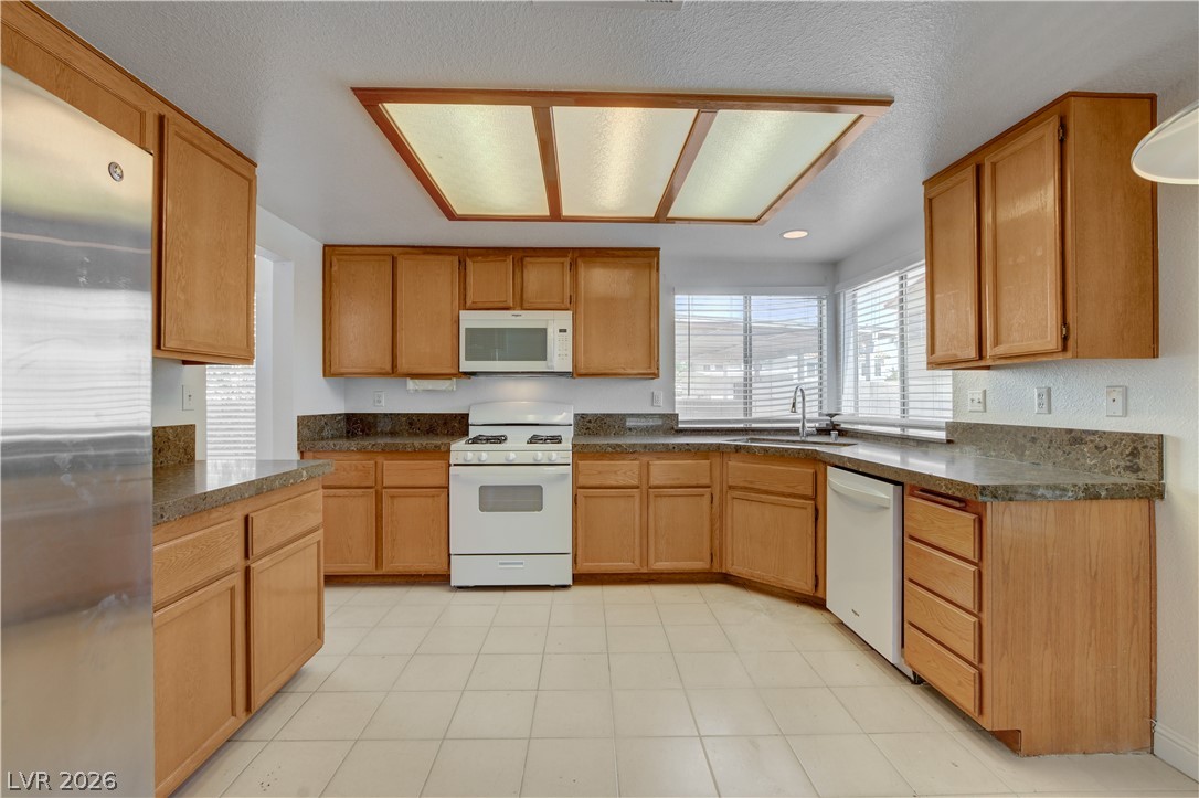 1427 Desert Ridge Avenue North Las Vegas NV 89031