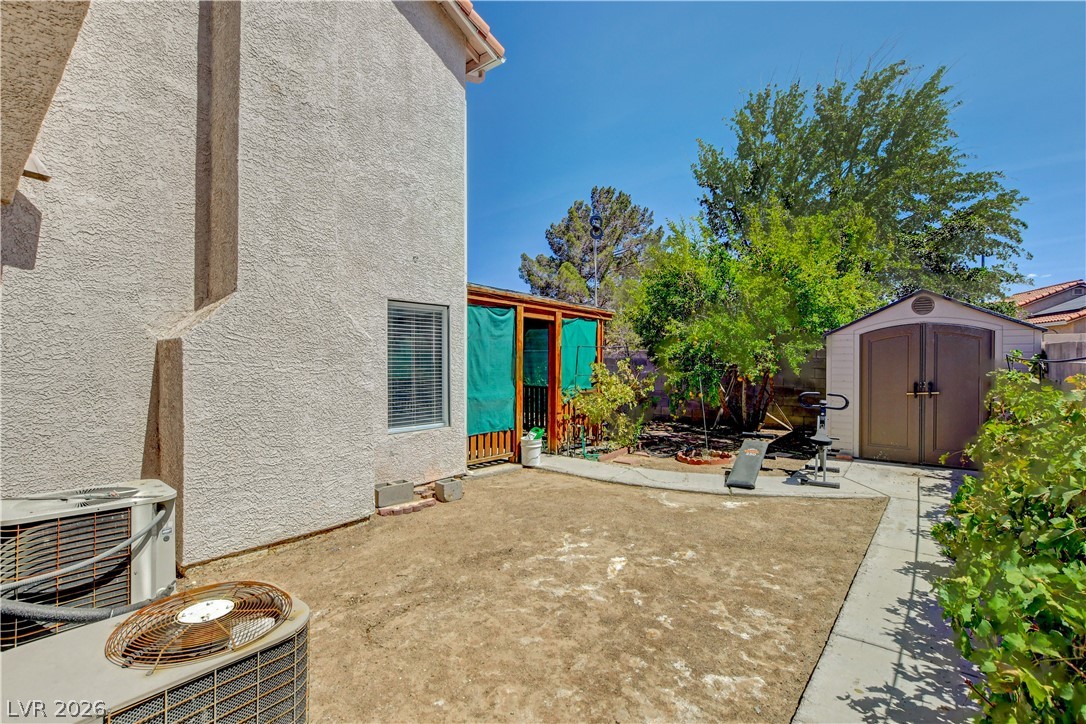 1427 Desert Ridge Avenue North Las Vegas NV 89031