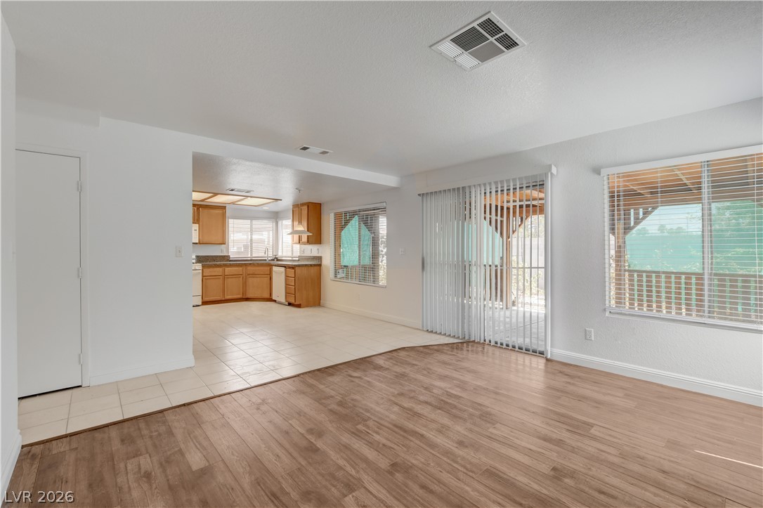 1427 Desert Ridge Avenue North Las Vegas NV 89031