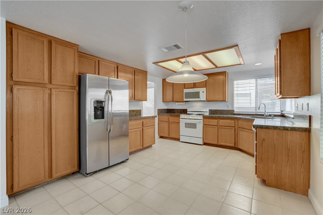 1427 Desert Ridge Avenue North Las Vegas NV 89031