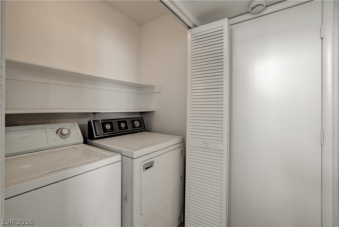 1427 Desert Ridge Avenue North Las Vegas NV 89031