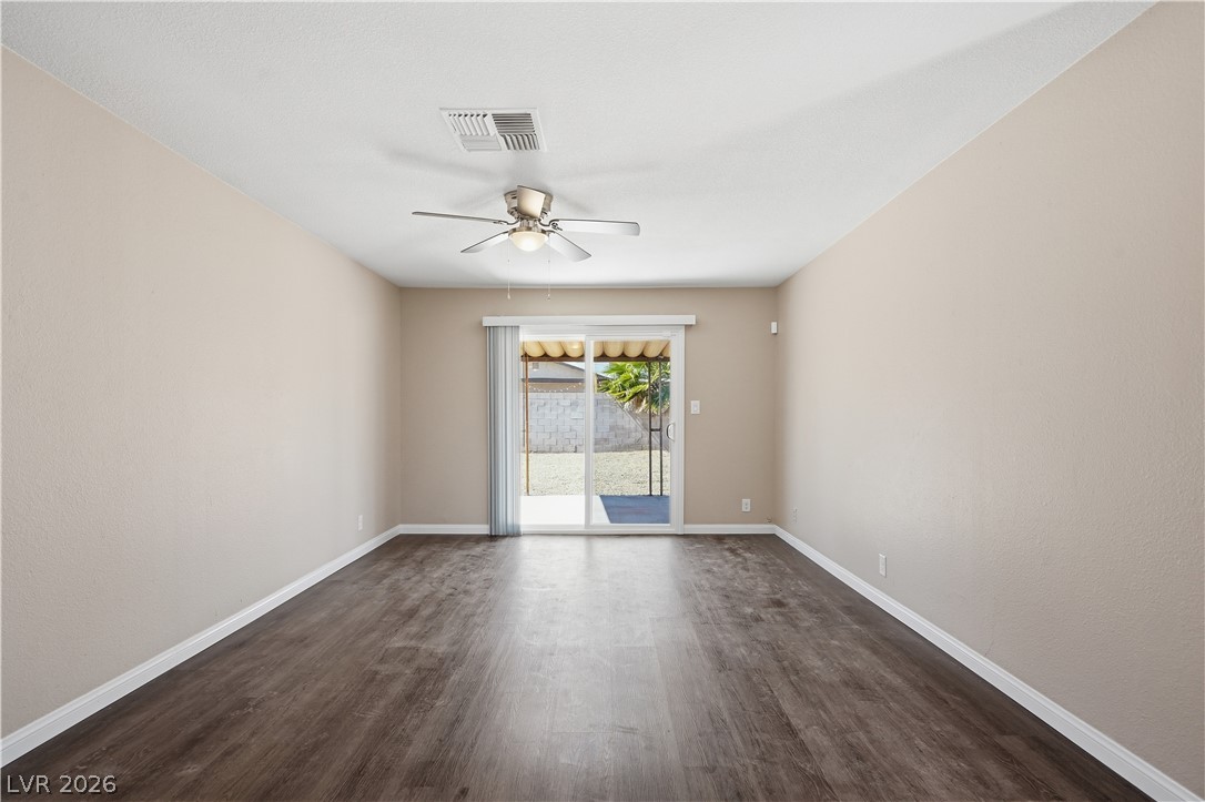 5416 Burntwood Way Las Vegas NV 89108
