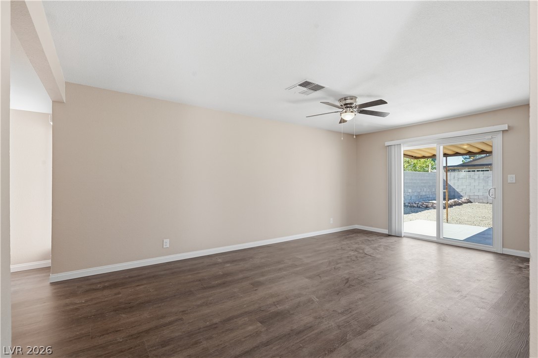 5416 Burntwood Way Las Vegas NV 89108