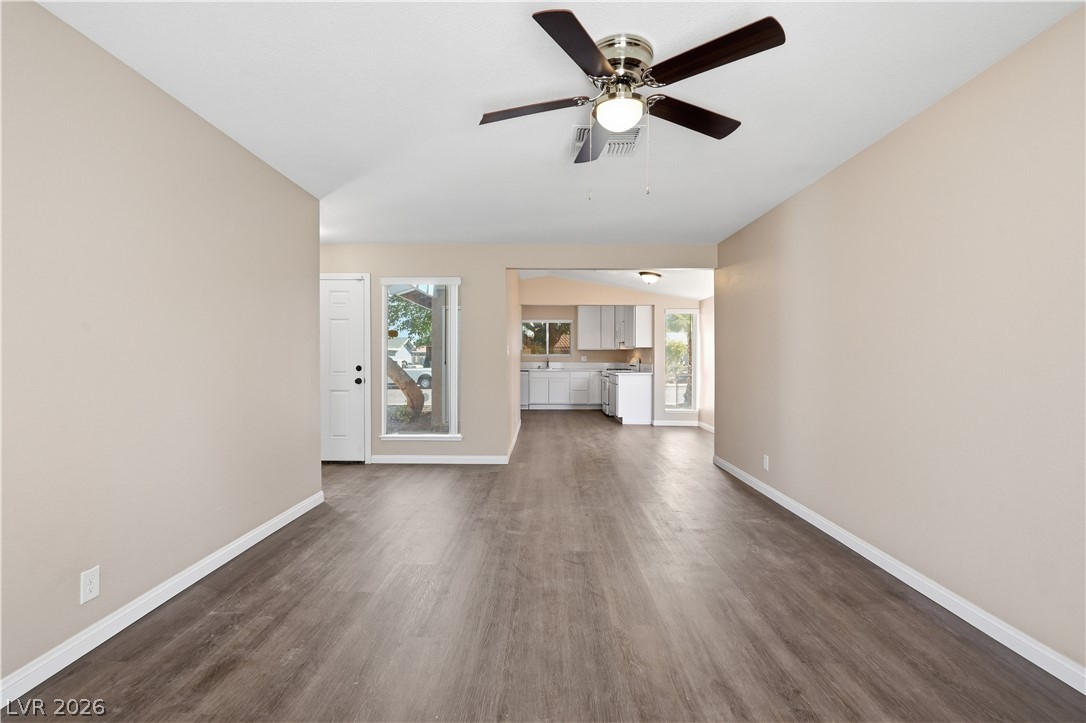 5416 Burntwood Way Las Vegas NV 89108