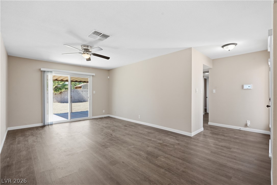 5416 Burntwood Way Las Vegas NV 89108