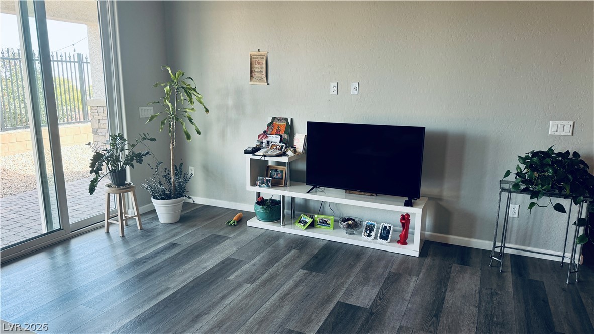 7406 Hadnot Street Las Vegas NV 89166