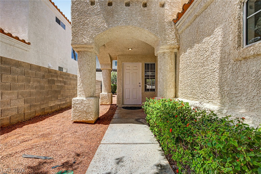 1825 Glenwillow Drive Las Vegas NV 89117
