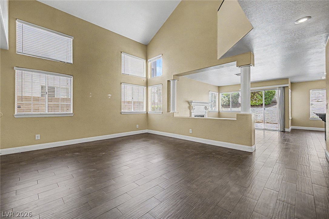 1825 Glenwillow Drive Las Vegas NV 89117