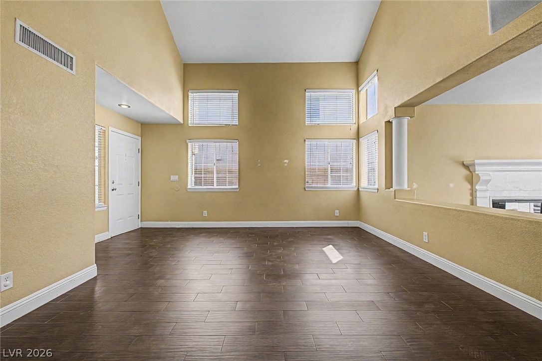 1825 Glenwillow Drive Las Vegas NV 89117