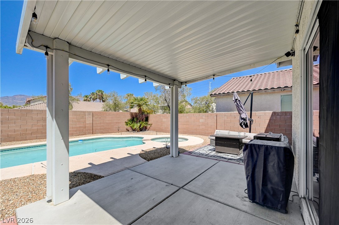 4916 Apache Valley Avenue Las Vegas NV 89131