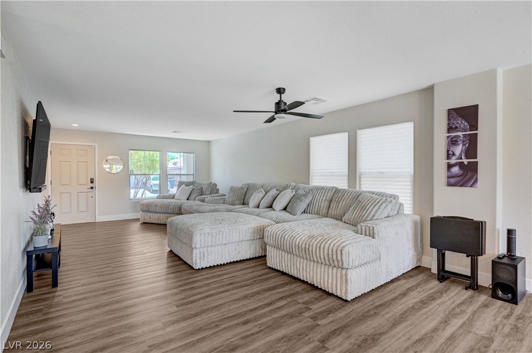 4916 Apache Valley Avenue Las Vegas NV 89131
