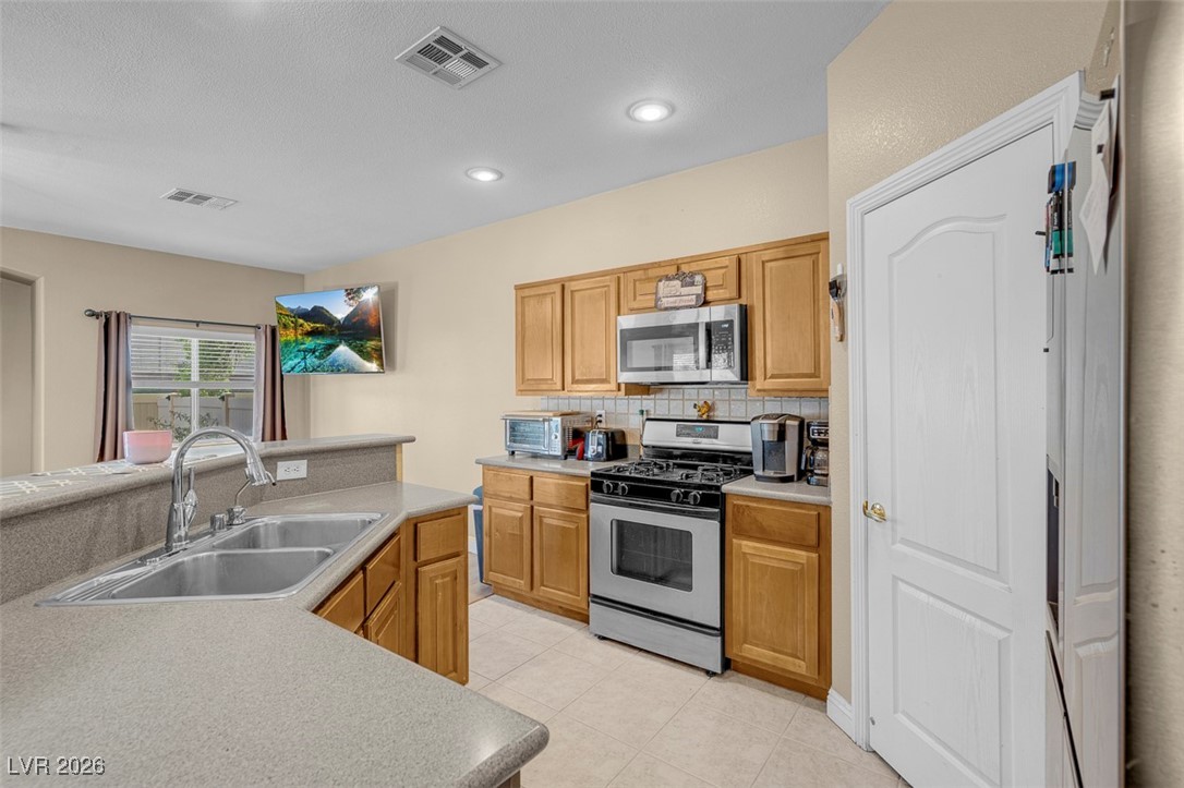 1080 Slate Crossing Lane 3 Henderson NV 89002