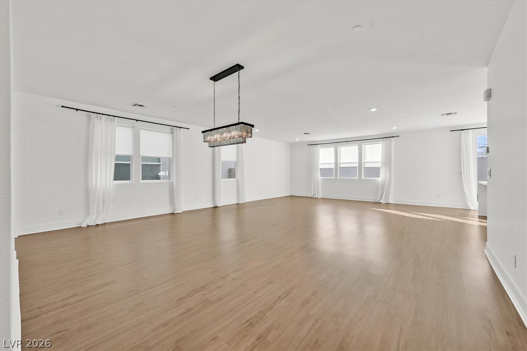 6923 Elysian Valley Avenue Las Vegas NV 89113