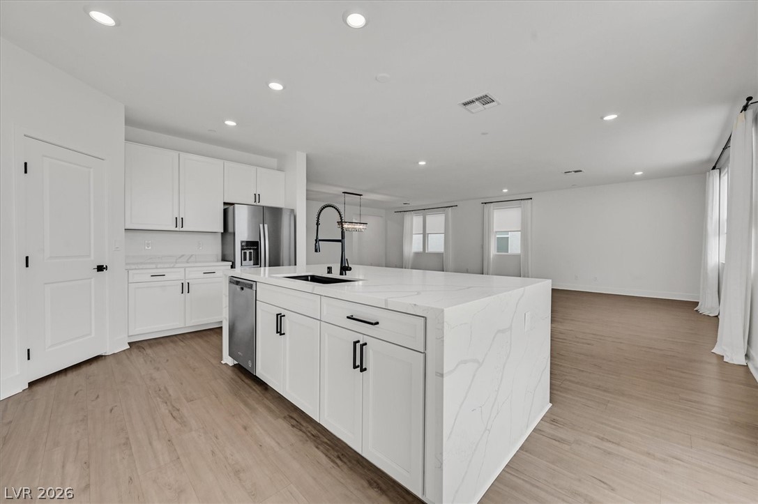 6923 Elysian Valley Avenue Las Vegas NV 89113