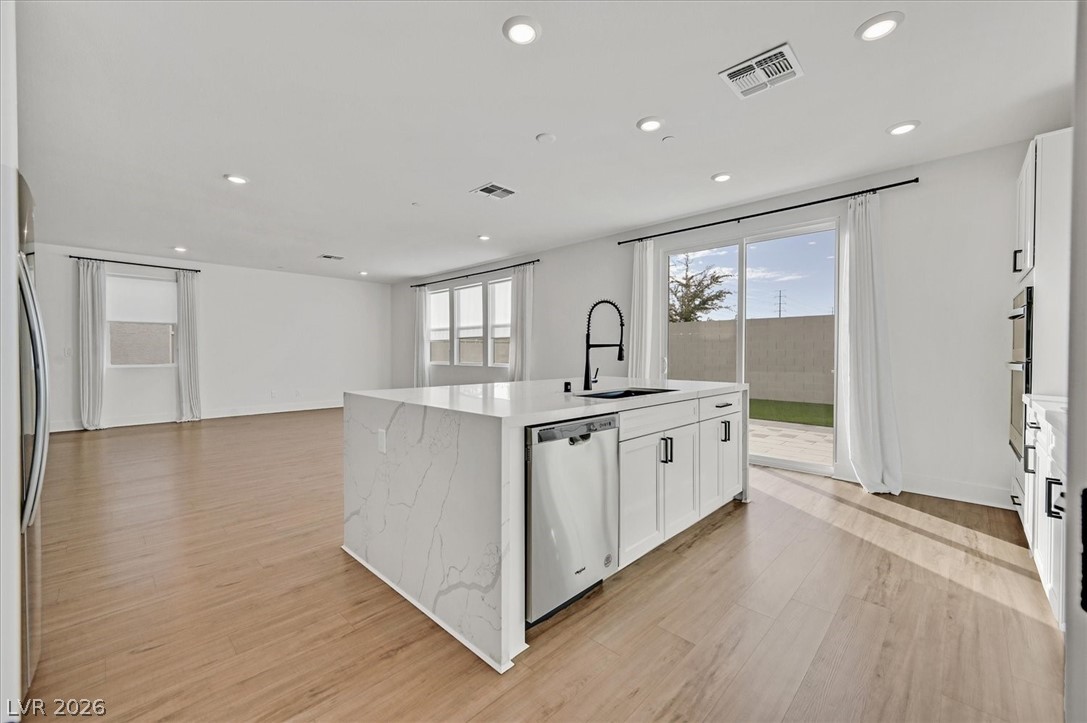 6923 Elysian Valley Avenue Las Vegas NV 89113