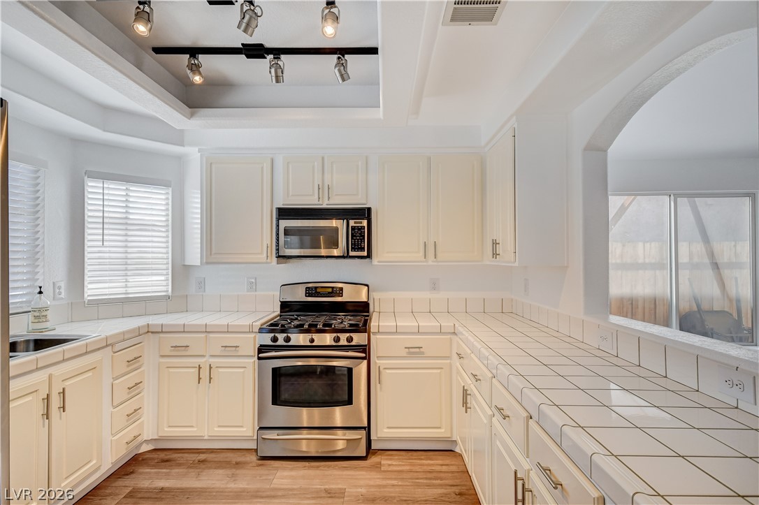 3725 Misty Falls Street Las Vegas NV 89129