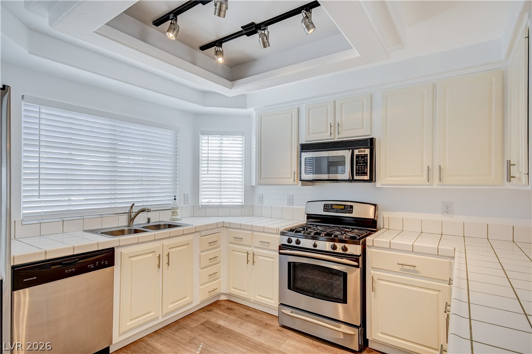 3725 Misty Falls Street Las Vegas NV 89129