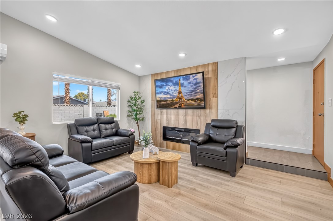5137 Rappahanock Street Las Vegas NV 89122