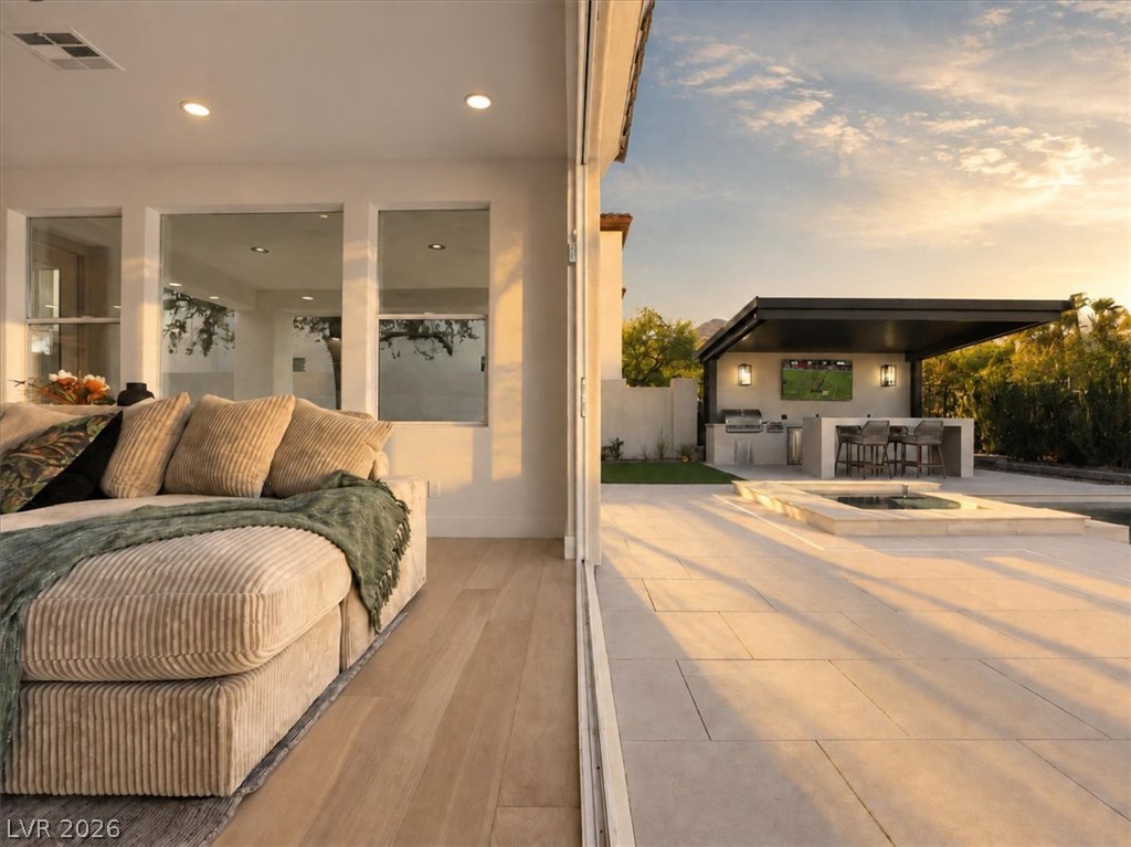 3091 Red Springs Drive Las Vegas NV 89135