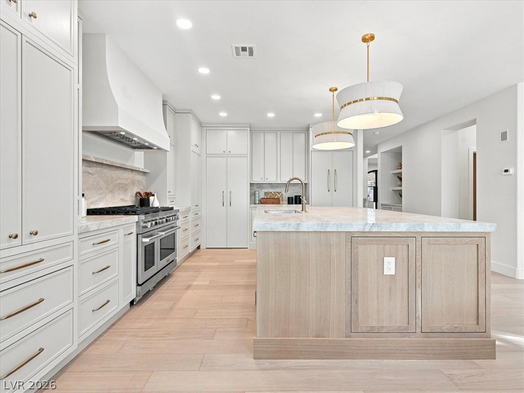 3091 Red Springs Drive Las Vegas NV 89135