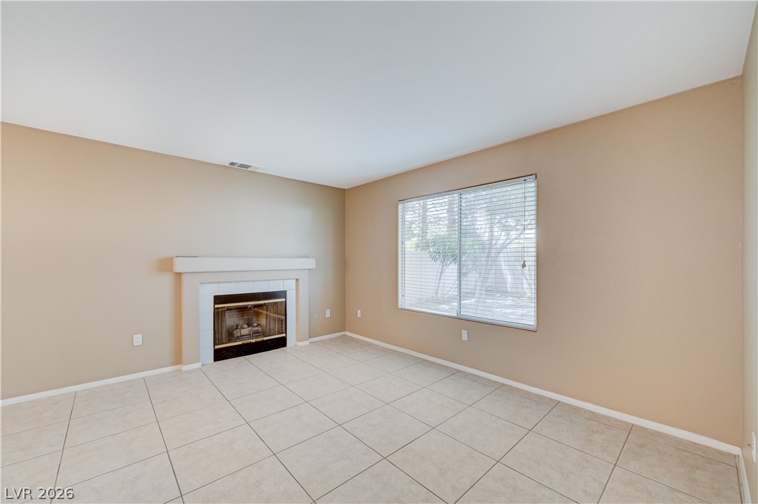 8208 Renfrew Drive Las Vegas NV 89145