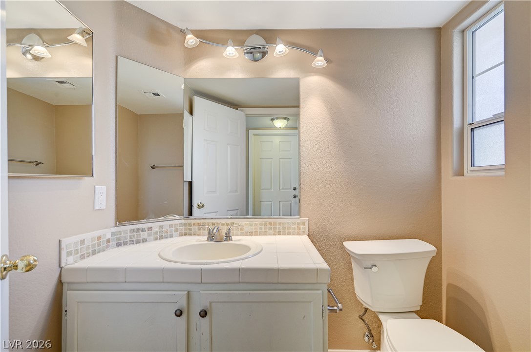 8208 Renfrew Drive Las Vegas NV 89145