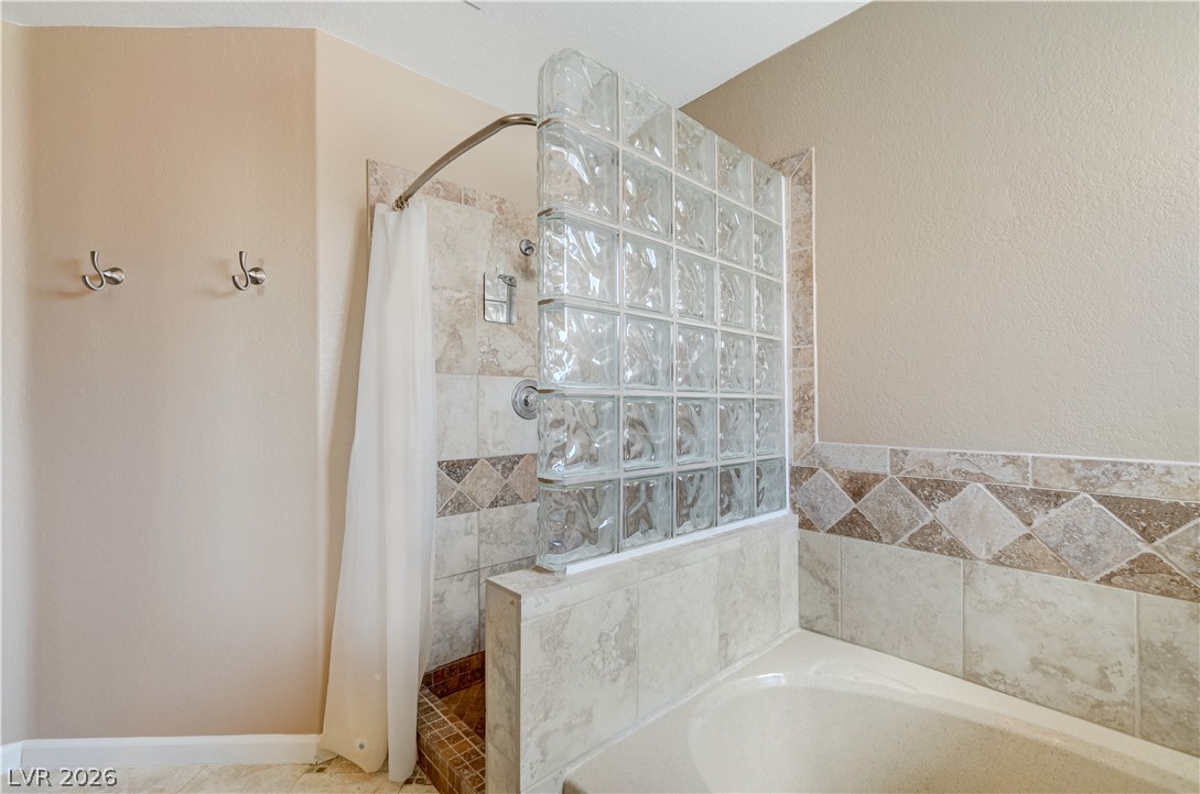 8208 Renfrew Drive Las Vegas NV 89145