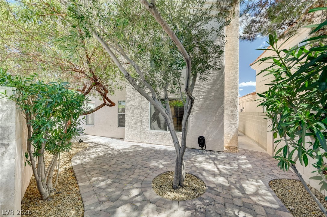 8208 Renfrew Drive Las Vegas NV 89145