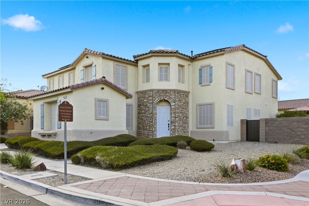 9404 Forest Edge Avenue Las Vegas NV 89149