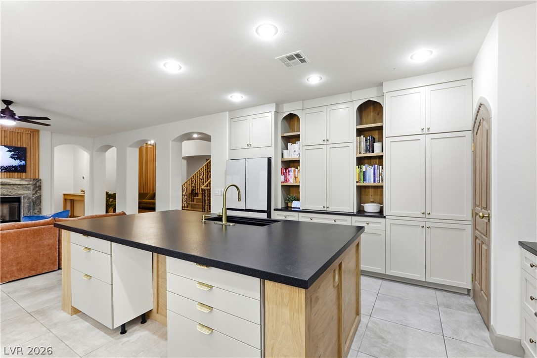 9404 Forest Edge Avenue Las Vegas NV 89149
