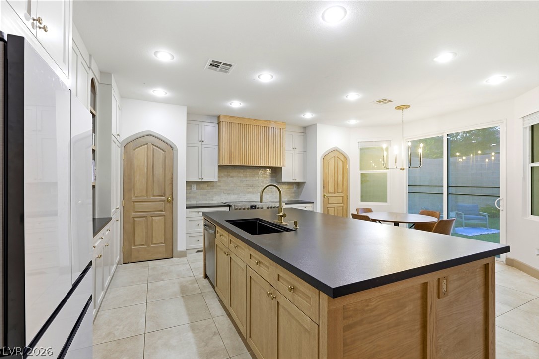 9404 Forest Edge Avenue Las Vegas NV 89149