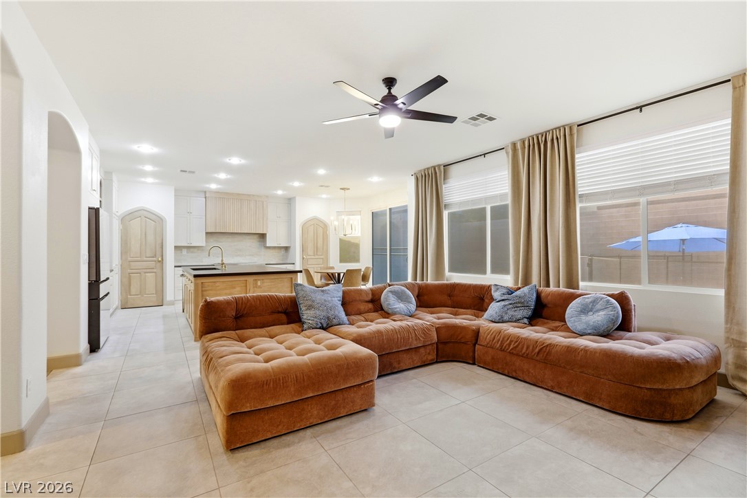 9404 Forest Edge Avenue Las Vegas NV 89149