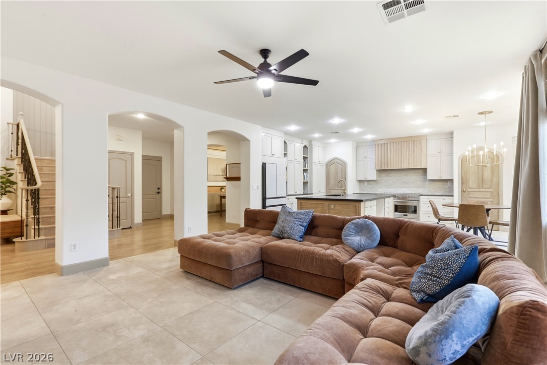 9404 Forest Edge Avenue Las Vegas NV 89149