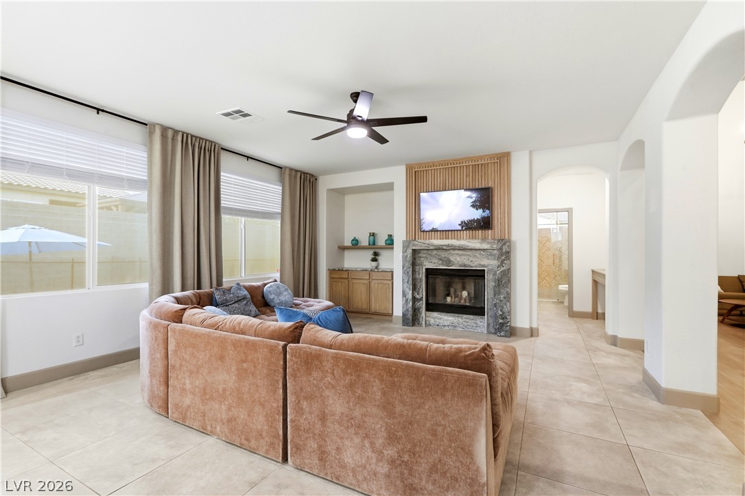 9404 Forest Edge Avenue Las Vegas NV 89149