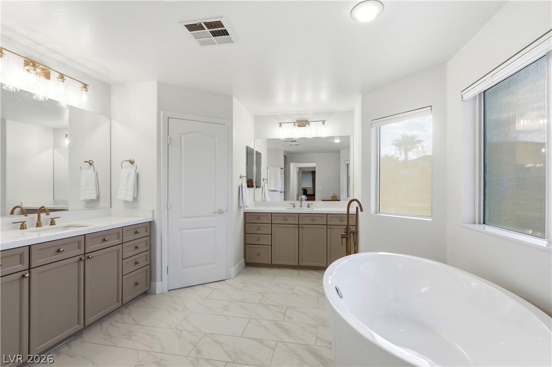 9404 Forest Edge Avenue Las Vegas NV 89149